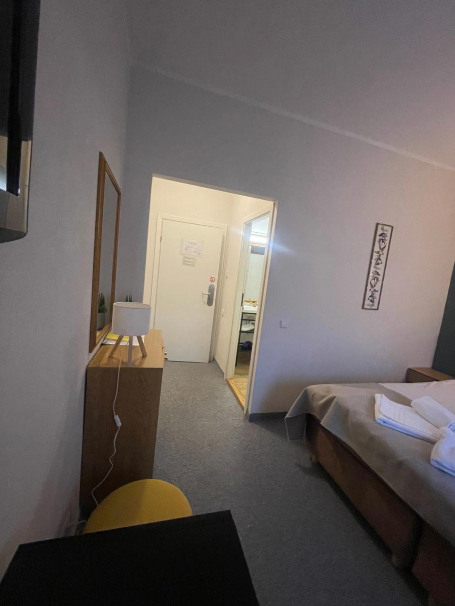 Apple Economy Hotel كاوناس المظهر الخارجي الصورة