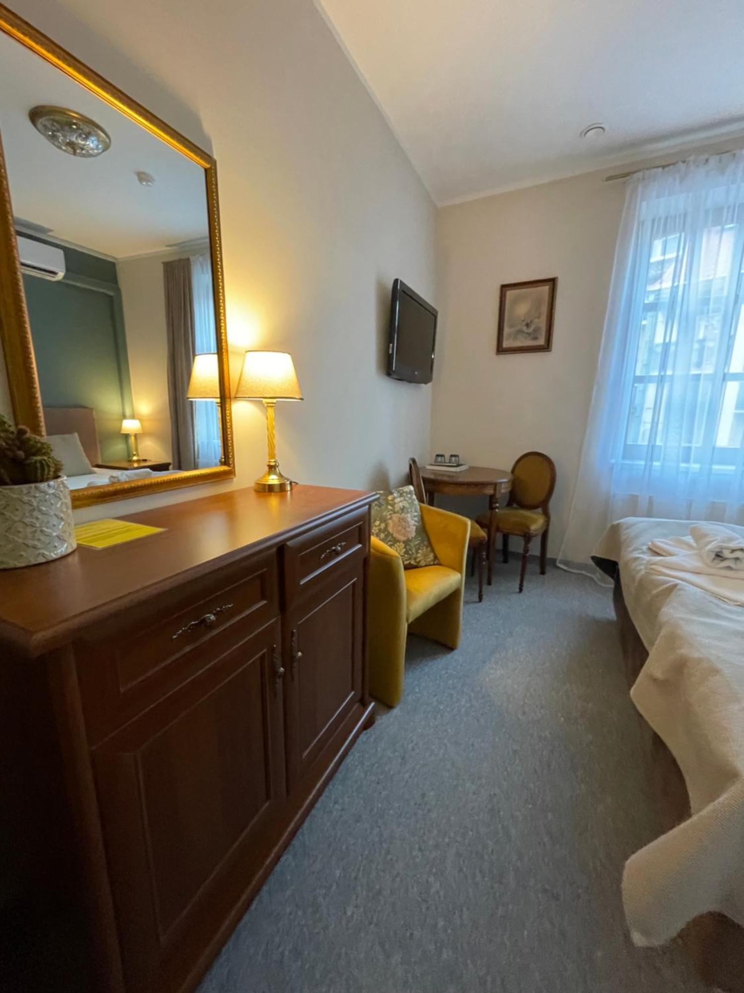 Apple Economy Hotel كاوناس المظهر الخارجي الصورة